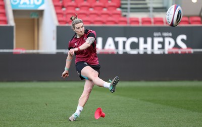 290324 - Wales Women Rugby Kickers Session - Keira Bevan during a kickers session at Ashton Gate ahead of the Guinness Women’s 6 Nations match against England 