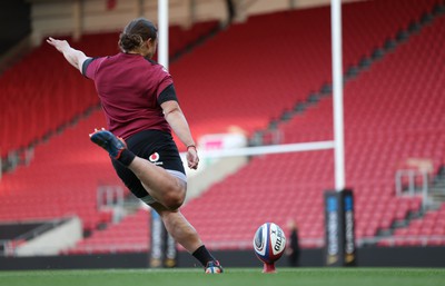 290324 - Wales Women Rugby Kickers Session - Lleucu George during a kickers session at Ashton Gate ahead of the Guinness Women’s 6 Nations match against England 