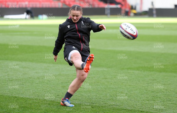 290324 - Wales Women Rugby Kickers Session - Lleucu George during a kickers session at Ashton Gate ahead of the Guinness Women’s 6 Nations match against England 