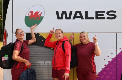 150825 - Wales Women Rugby Team - Wales players with the Wales Rugby World Cup Team coach as they leave their Vale headquarters to head to Manchester for the Women’s Rugby World Cup Left to right, Georgia Evans, Carys Cox and Kelsey Jones
