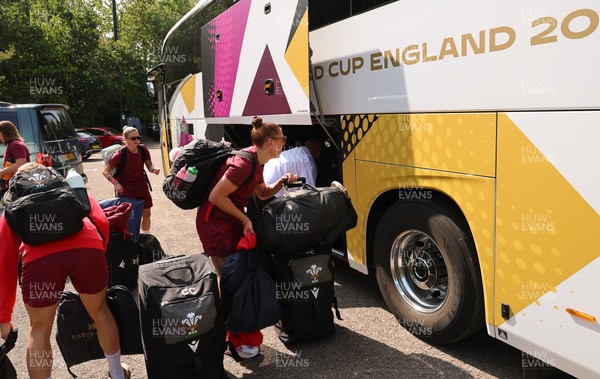 150825 - Wales Women Rugby Team - Wales players with the Wales Rugby World Cup Team coach as they leave their Vale headquarters to head to Manchester for the Women’s Rugby World Cup