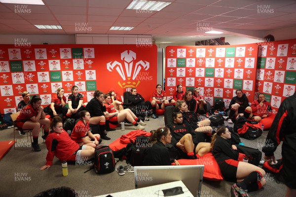 220222 - Behind the scenes with the Wales Women National Rugby team at the National Centre of Excellence at the Vale Resort Hotel - Team meeting