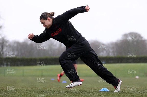 220222 - Behind the scenes with the Wales Women National Rugby team at the National Centre of Excellence at the Vale Resort Hotel - Jasmine Joyce during training