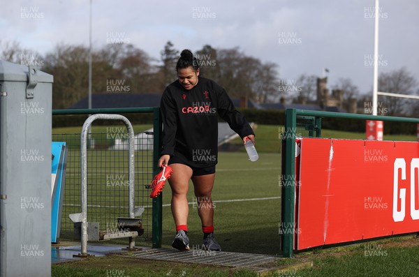 220222 - Behind the scenes with the Wales Women National Rugby team at the National Centre of Excellence at the Vale Resort Hotel - Sisilia Tuipulotu leaves training