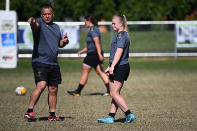 250725 - Wales Women Rugby Team Run at Surfers Paradise Rugby Club - Shaun Connor, Wales Women attack coach with Seren Lockwood during Wales’ Captains Run ahead of the first test match against Australia