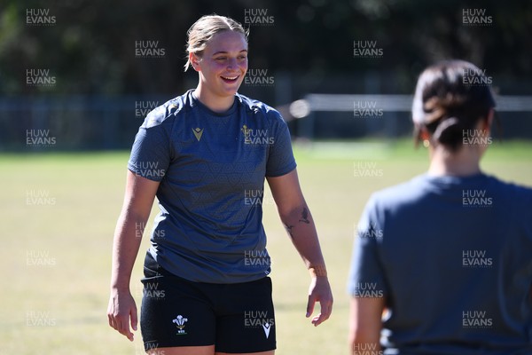 250725 - Wales Women Rugby Team Run at Surfers Paradise Rugby Club - Tilly Vucaj during Wales’ Captains Run ahead of the first test match against Australia