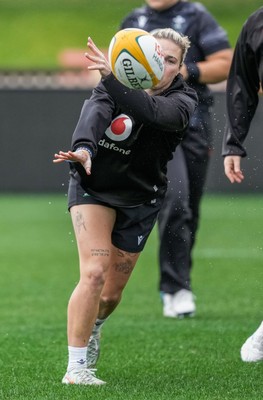 310725 - Wales Women Rugby Captain’s Run - Keira Bevan during Wales’ Captain’s Run ahead of the second test against Australia
