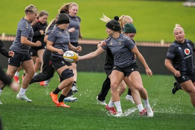 310725 - Wales Women Rugby Captain’s Run - Carys Cox during Wales’ Captain’s Run ahead of the second test against Australia