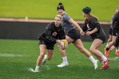 310725 - Wales Women Rugby Captain’s Run - Keira Bevan during Wales’ Captain’s Run ahead of the second test against Australia
