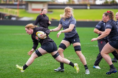 310725 - Wales Women Rugby Captain’s Run - Abbie Fleming during Wales’ Captain’s Run ahead of the second test against Australia