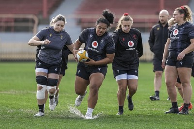 310725 - Wales Women Rugby Captain’s Run - Sisilia Tuipulotu during Wales’ Captain’s Run ahead of the second test against Australia