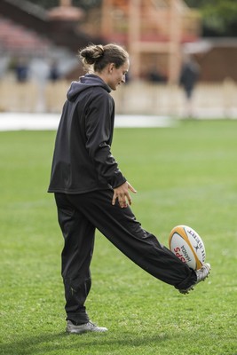 310725 - Wales Women Rugby Captain’s Run - Jasmine Joyce during Wales’ Captain’s Run ahead of the second test against Australia