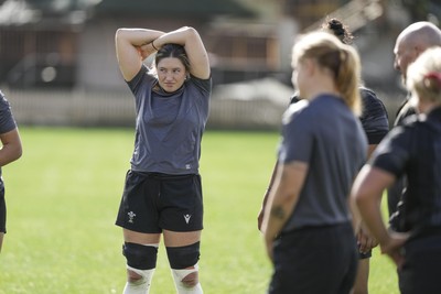310725 - Wales Women Rugby Captain’s Run -Gwen Crabb during Wales’ Captain’s Run ahead of the second test against Australia