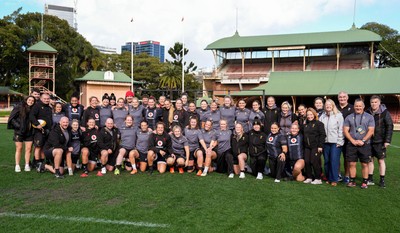 310725 - Wales Women Rugby Captain’s Run - The Wales squad and management during Wales’ Captain’s Run ahead of the second test against Australia