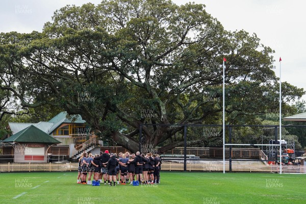 310725 - Wales Women Rugby Captain’s Run - The Wales team huddle up during Wales’ Captain’s Run ahead of the second test against Australia
