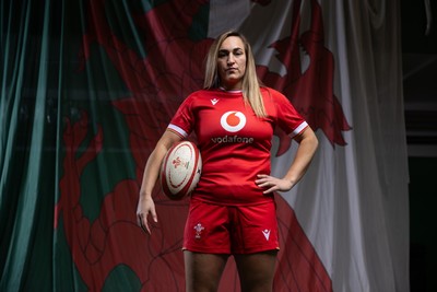 170325 - Wales Women Rugby Squad Portraits - Courtney Keight