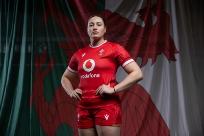 170325 - Wales Women Rugby Squad Portraits - Gwen Crabb