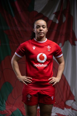 170325 - Wales Women Rugby Squad Portraits - Meg Davies