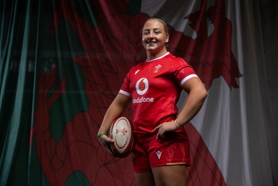 170325 - Wales Women Rugby Squad Portraits - Molly Reardon