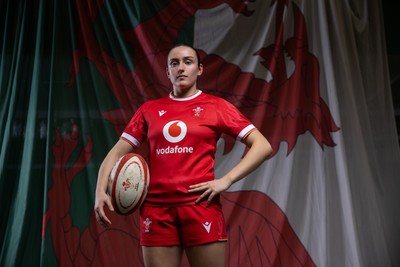 170325 - Wales Women Rugby Squad Portraits - Nel Metcalfe