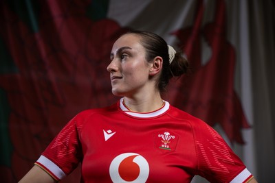 170325 - Wales Women Rugby Squad Portraits - Nel Metcalfe