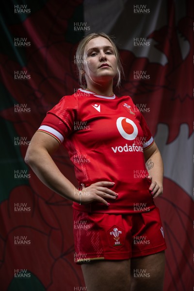 170325 - Wales Women Rugby Squad Portraits - Alex Callender