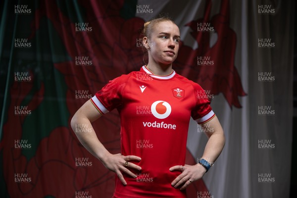 170325 - Wales Women Rugby Squad Portraits - Catherine Richards