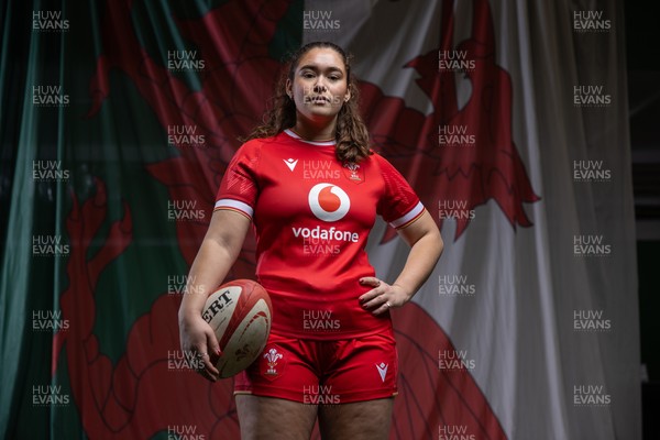 170325 - Wales Women Rugby Squad Portraits - Gwennan Hopkins