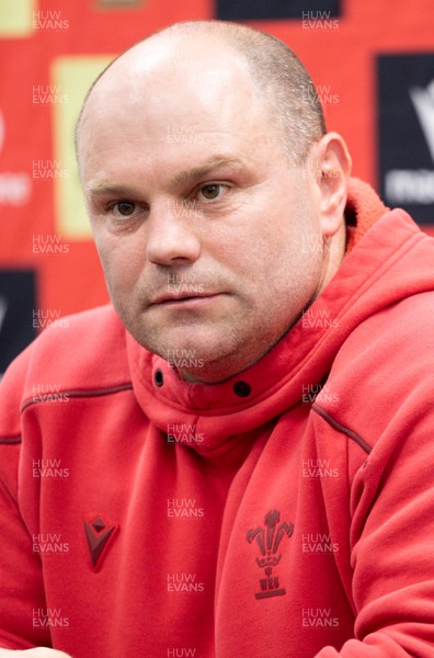 140526 - Wales Women Rugby Press Conference - Wales head coach Sean Lynn during a press conference ahead of their final Women’s 6 Nations match against Italy