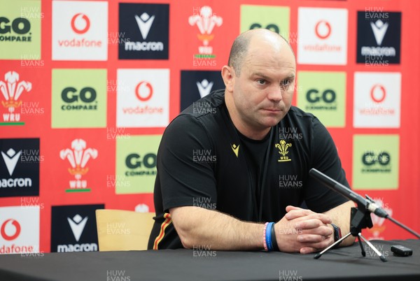 180425 - Wales Women Rugby Press Conference - Sean Lynn, Wales Women head coach, during press conference ahead of the Guinness Women’s Six Nations match against Ireland