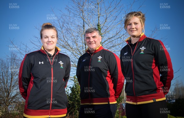 230117 - Wales Women Rugby Press Conference - Wales Women's head coach Rowland Phillips with Womens squad members Carys Phillips, left, and Dyddgu Hywel