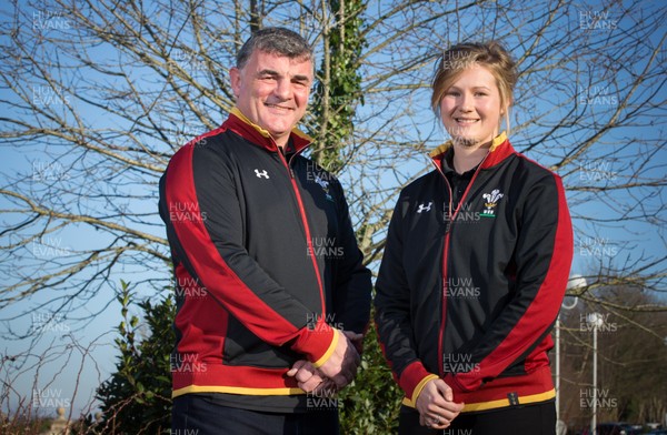 230117 - Wales Women Rugby Press Conference - Wales Women's head coach Rowland Phillips with Womens squad member Dyddgu Hywel