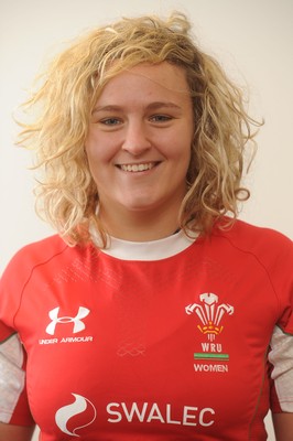 20.12.09 - Wales Women Rugby Squad - Lisa Newton. 