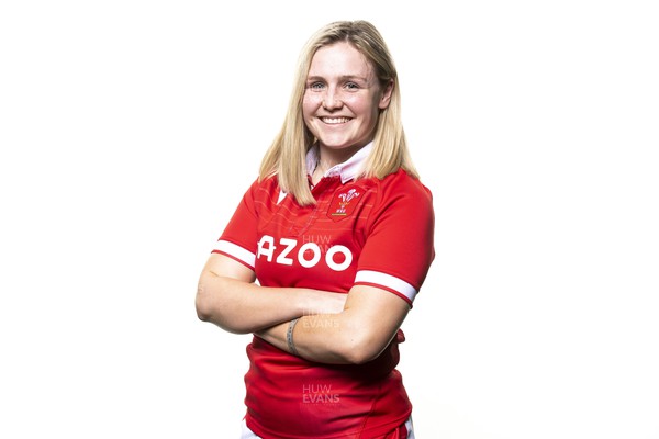 210322 - Wales Women Rugby Squad - Alex Callender