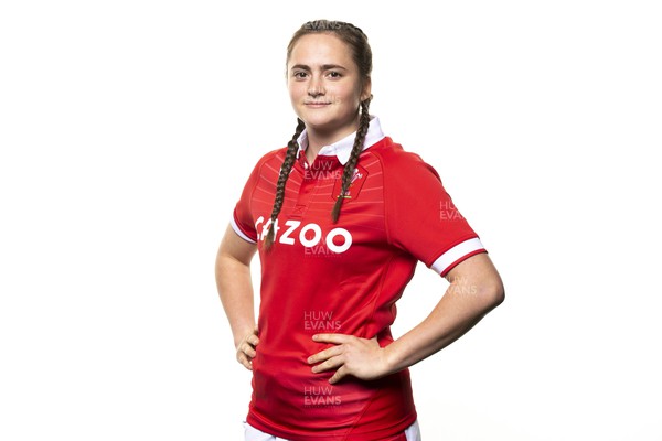 210322 - Wales Women Rugby Squad - Caitlin Lewis