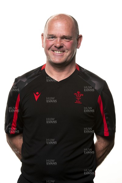 210322 - Wales Women Rugby Squad - Chris Conway