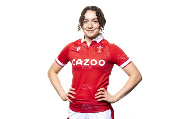 210322 - Wales Women Rugby Squad - Emma Hennessy