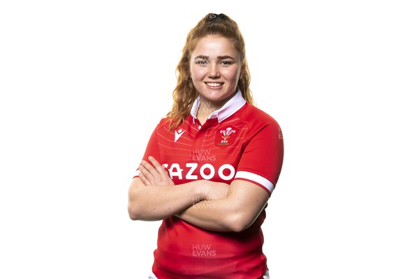 210322 - Wales Women Rugby Squad - Niamh Terry