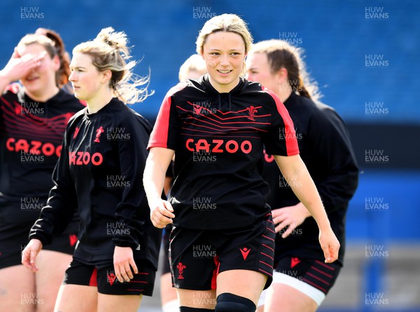010422 - Wales Women Captains Run - Alisha Butchers during training