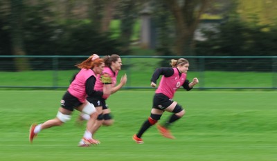 010426 - Wales Women Rugby Training Session - Bethan Lewis, Natalia John and Georgia Evans during training ahead of the start of the Women’s 6 Nations