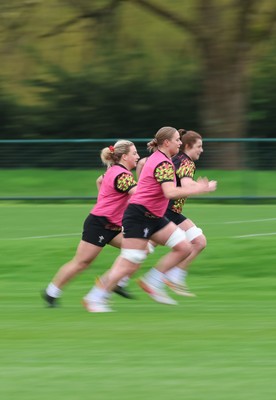 010426 - Wales Women Rugby Training Session - Tilly Vucaj, Kate Williams and Molly Reardon during training ahead of the start of the Women’s 6 Nations