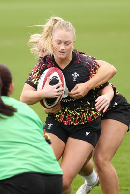 010426 - Wales Women Rugby Training Session - Seren Lockwood during training ahead of the start of the Women’s 6 Nations