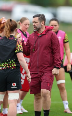 010426 - Wales Women Rugby Training Session - Steve Salvin during training ahead of the start of the Women’s 6 Nations