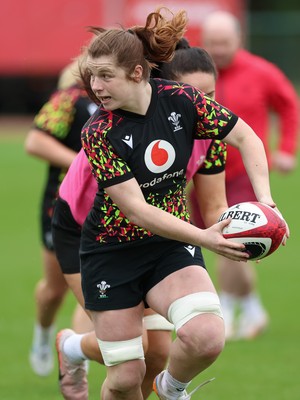 010426 - Wales Women Rugby Training Session - Kate Williams with Jorja Aiono during training ahead of the start of the Women’s 6 Nations