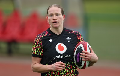 010426 - Wales Women Rugby Training Session - Carys Cox during training ahead of the start of the Women’s 6 Nations