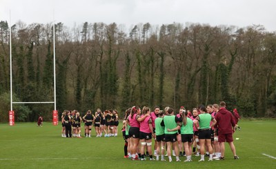 010426 - Wales Women Rugby Training Session - The Wales Womens squad during training ahead of the start of the Women’s 6 Nations 