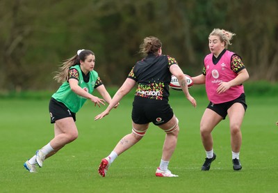 010426 - Wales Women Rugby Training Session - Kayleigh Powell and Molly Reardon during training ahead of the start of the Women’s 6 Nations