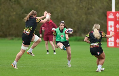 010426 - Wales Women Rugby Training Session - Kayleigh Powell during training ahead of the start of the Women’s 6 Nations