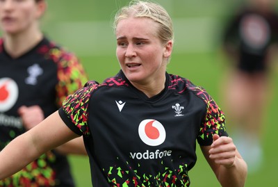 010426 - Wales Women Rugby Training Session - Seren Singleton during training ahead of the start of the Women’s 6 Nations