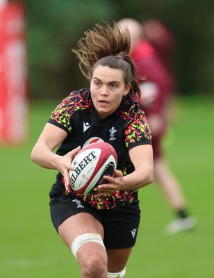 010426 - Wales Women Rugby Training Session - Bryonie King during training ahead of the start of the Women’s 6 Nations